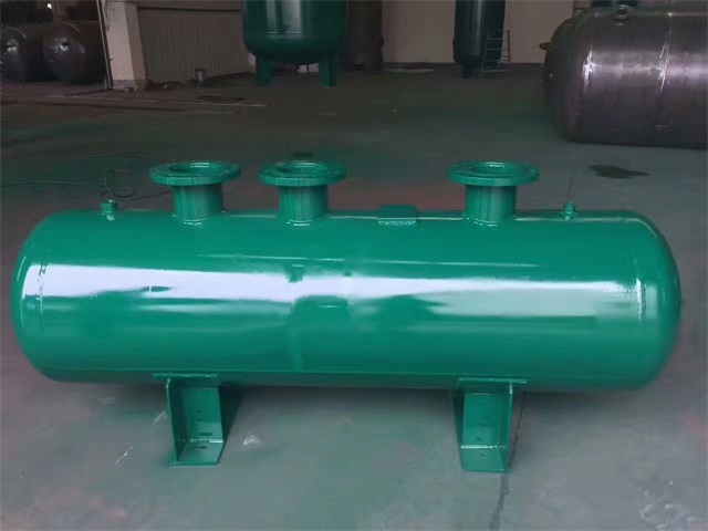 1679991473376569.jpeg 贵定贵定贵定蒸汽分气缸1.jpeg